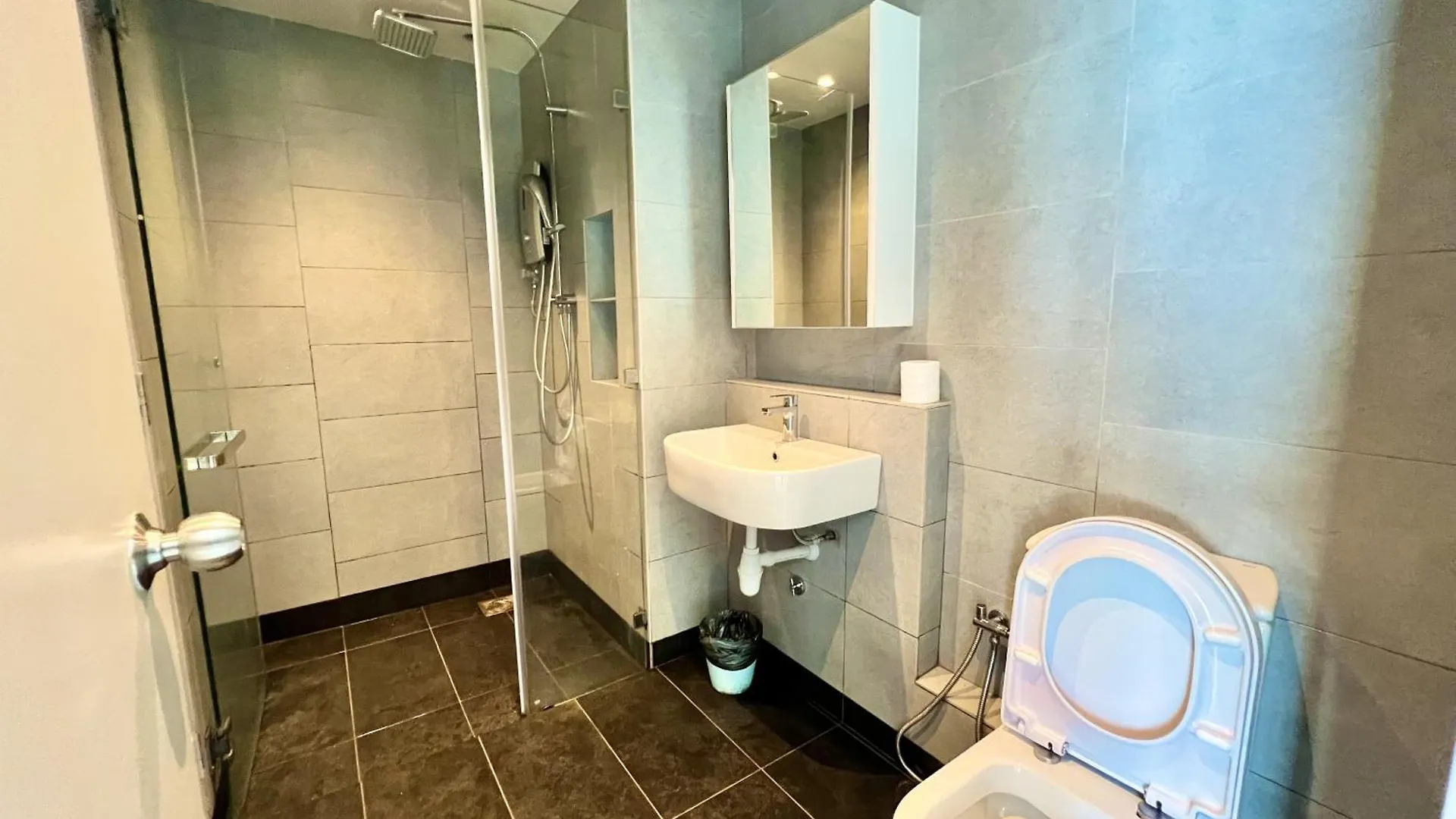 Margo Home - Jesselton Quay Kota Kinabalu Apartament